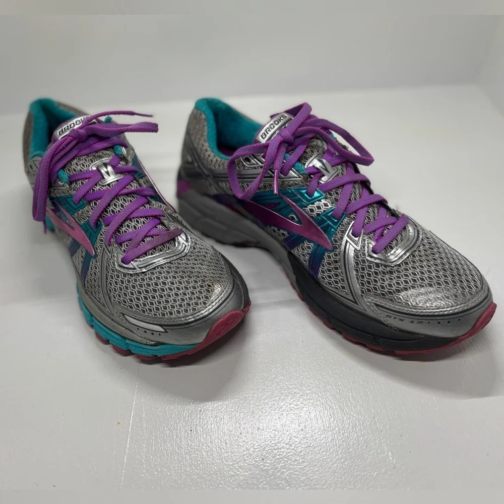 Brooks Adrenaline GTS 17 Women’s Running Shoes Silver Purple Teal Size 11.5